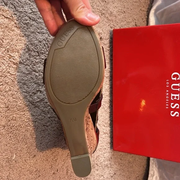 Guess sandals, dark purple with gold, size 7.5, never worn - Picture 4 of 6